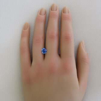 Lab-Created Blue Sapphire Hanami Cut 1.70 Carats - Image 2