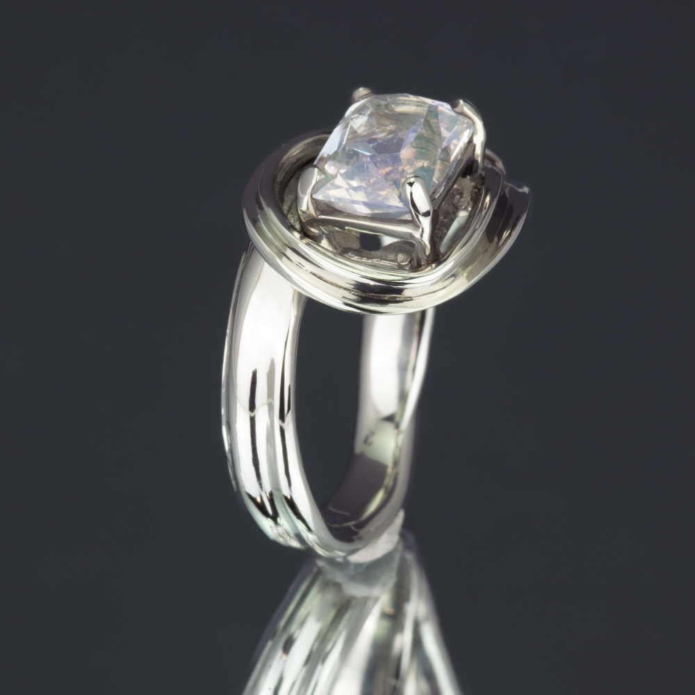 2.28 Carat Rainbow Moonstone Ring In 14k White Gold - Image 3